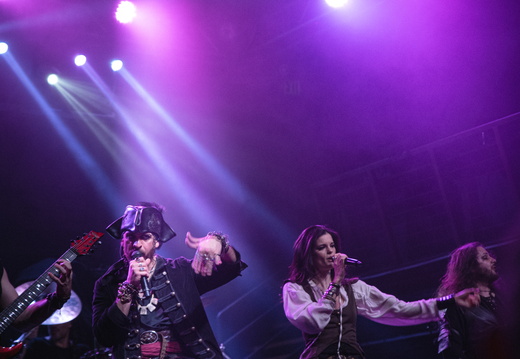 Korpiklaani-VisionsOfAtlantis-Illumishade-DNALounge-2024-37